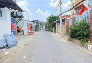 Bán nhà mặt tiền đường số 26, phường Linh Đông, TP Thủ Đức Chỉ 10.2 Tỷ. 