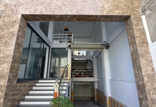 SIÊU PHẨM 2 MẶT TIỀN - TOÀ NHÀ ĐẲNG CẤP TẠI HỒ BÁ PHẤN, QUẬN 9 - GIÁ HẤP DẪN CHỈ 35 TỶ!