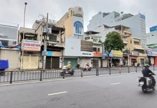 MẶT TIỀN ĐẸP VUÔNG VỨC NGAY BẠCH ĐẰNG, BÌNH THẠNH – 238.4M² – GIÁ 55 TỶ (TL) 