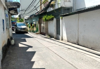 BÁN NHÀ NƠ TRANG LONG, P.7, BÌNH THẠNH - VỊ TRÍ ĐẸP, VỪA Ở VỪA KINH DOANH CHỈ 4,95 TỶ . 